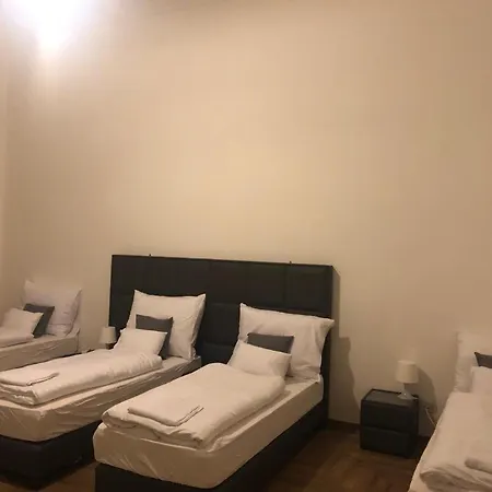 Prime Time Vaci Apartment