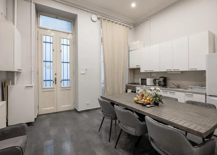 Prime Time Vaci Lejlighed *